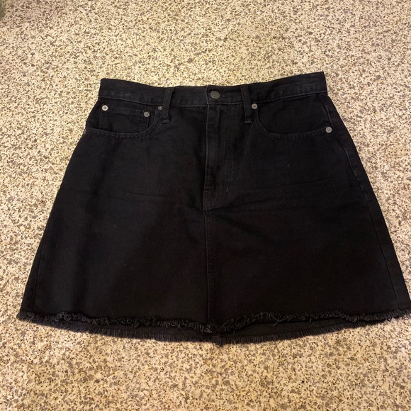 Madewell raw edge denim mini skirt - Picture 2 of 5